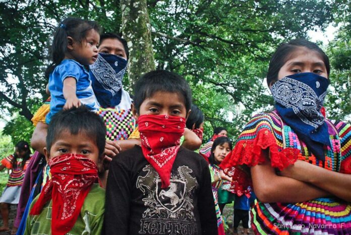 Ninos-Zapatistas-Escuelita-2013-42-1024x685