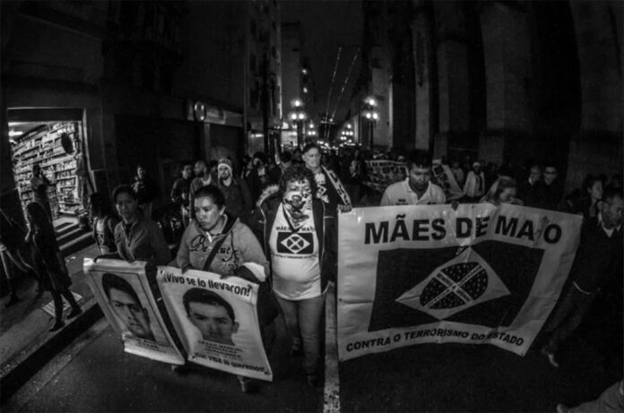 Protesta Ayotzinapa Brasil