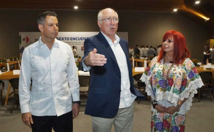 ken-salazar-oaxaca-interoceanico